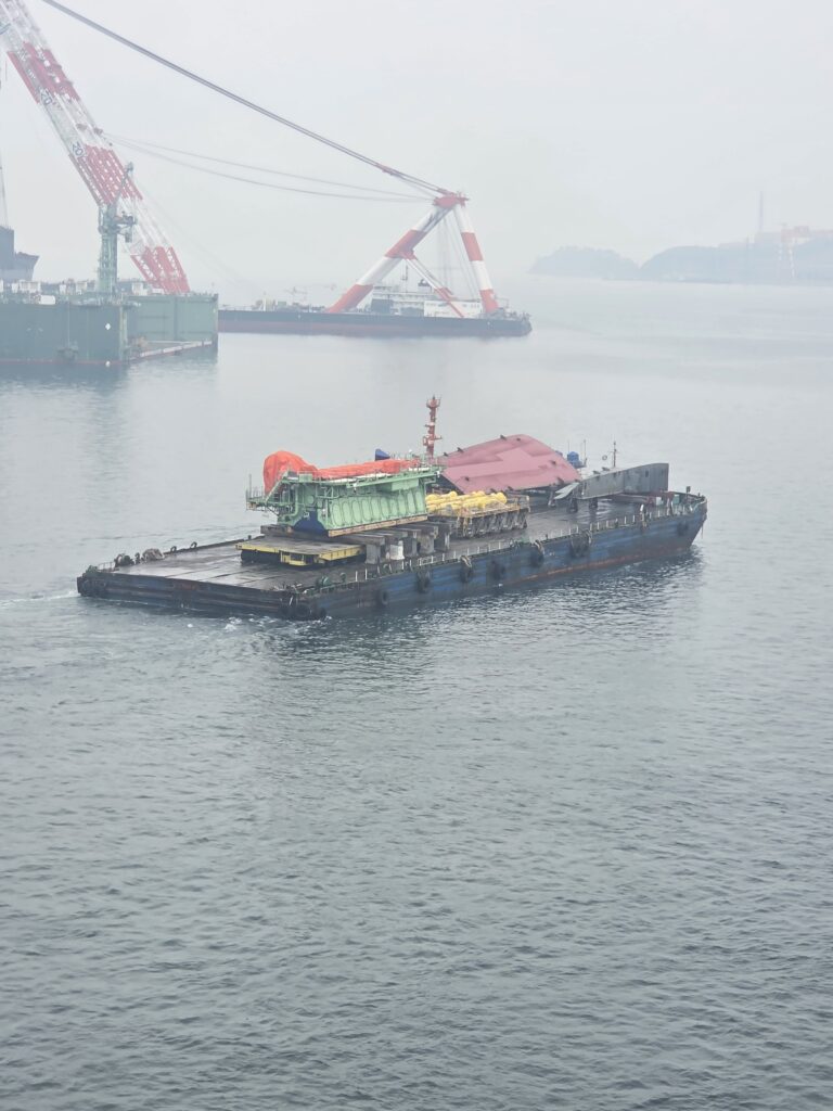 How to Build a Side Hustle While Working Full-Time